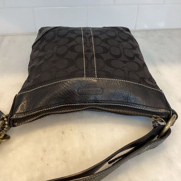 Coach Jacquard Signature Logo Convertible Crossbody Small Bucket Bag (#1) - Picture 12 of 16